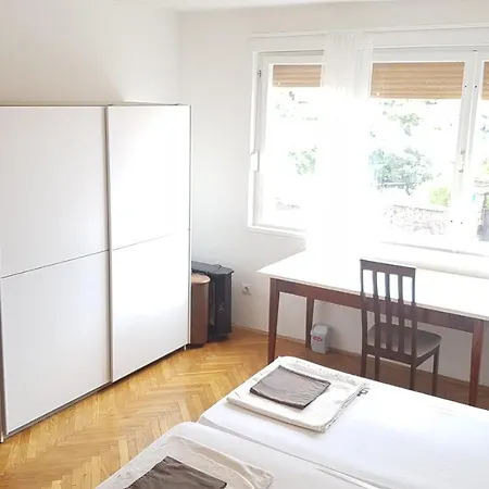 Apartman Kresnikova * 리예카